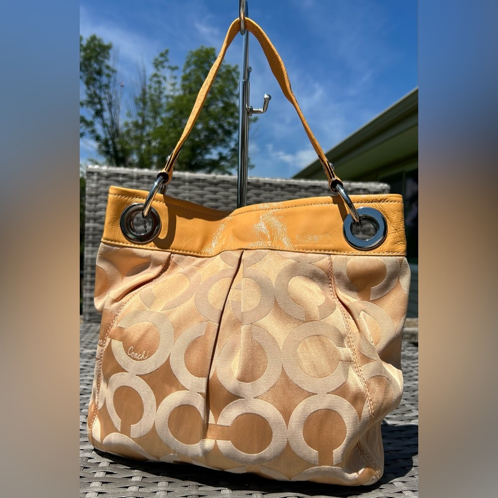 2010 Coach Madison Op Art Signature C Canvas & Enamel REHABBED SEE PHOTOS - Picture 2 of 16